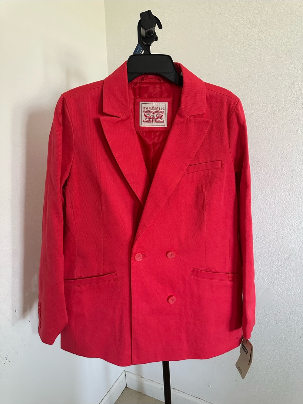 Women's Levi's coral red tailored peak lapel double breasted blazer size Seven